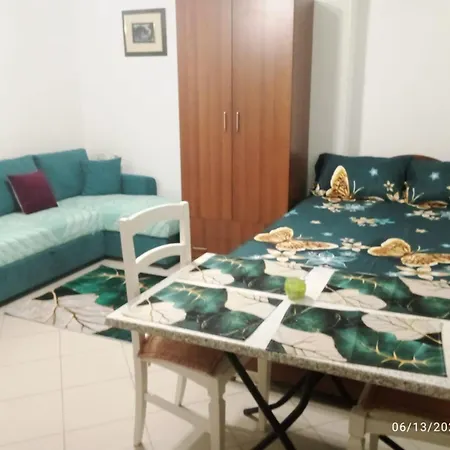 Studio Apartment Golem (Tirana)